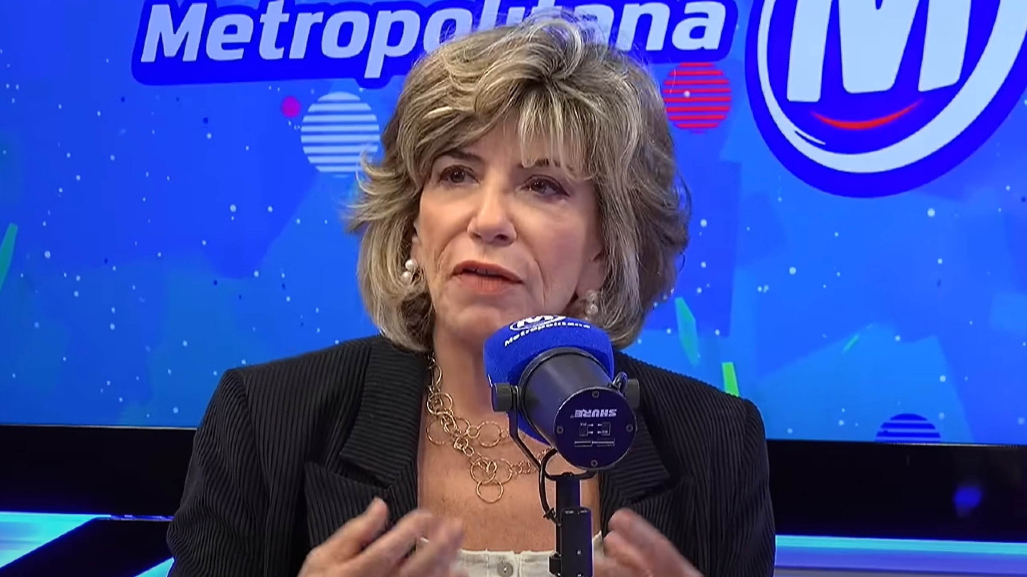 Silvia Poppovic relata terror após homem invadir plateia armado