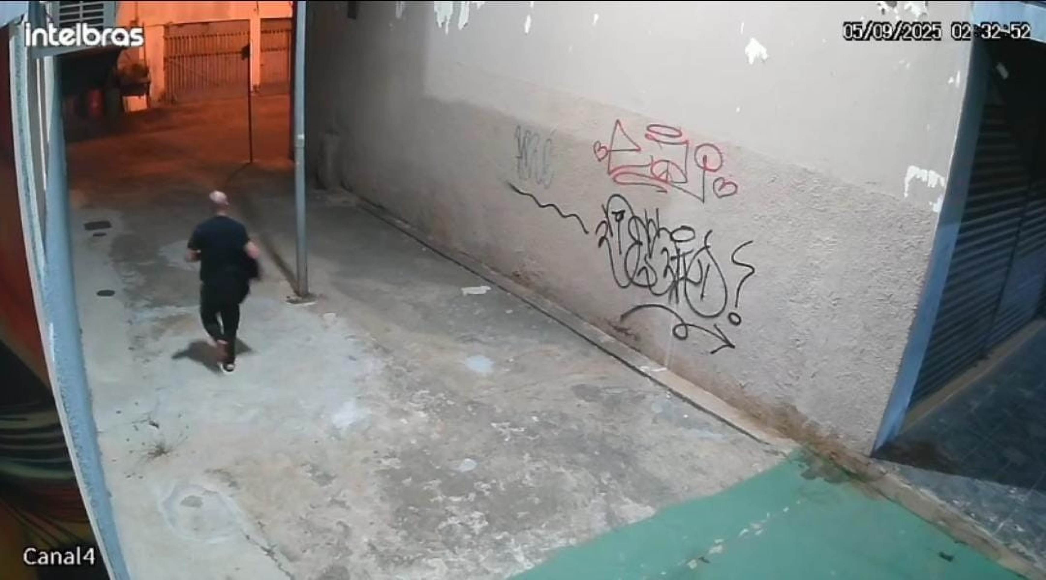 Homem é preso após tentar matar rival por dívida de R$ 120