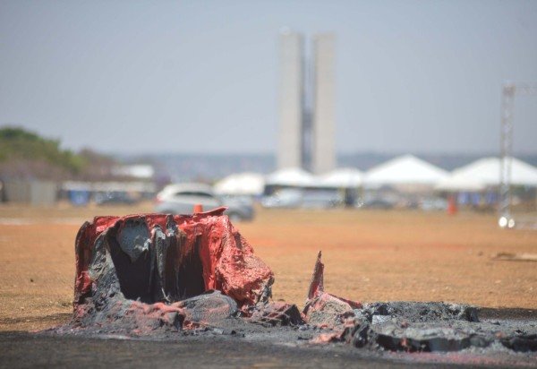  Ed Alves/CB/D.A Press