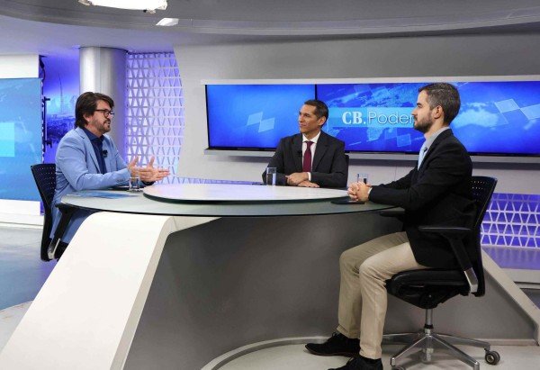 Bruna Gaston CB/DA Press