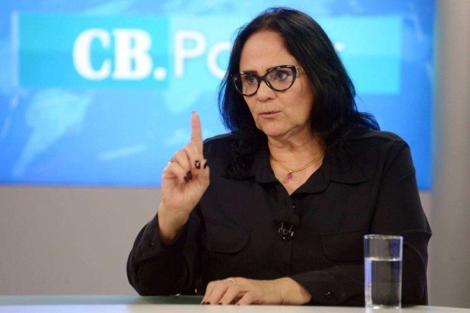 01/07/2024 Credito: Ed Alves/CB/DA.Press. Cidades.  CB Poder recebe a Senadora Damares Alves. 