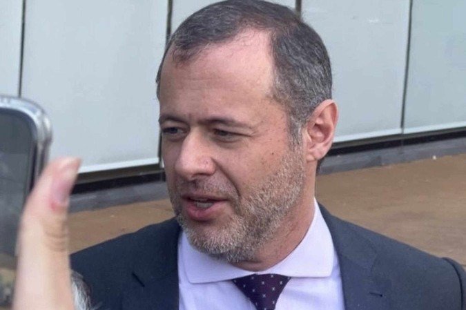 O advogado disse não ter se encontrado com Bolsonaro, mas adiantou que deve visitá-lo ao longo do dia. - (crédito: Khalil Santos/ CB) O advogado disse não ter se encontrado com Bolsonaro, mas adiantou que deve visitá-lo ao longo do dia. - (crédito: Khalil Santos/ CB)