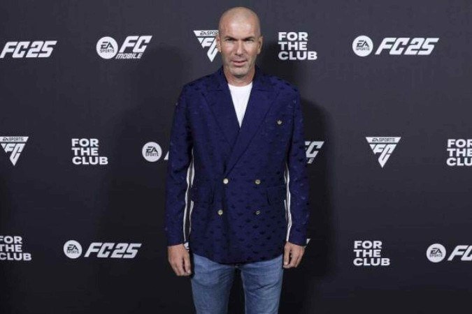 Zidane surge como favorito para assumir a França após saída de Deschamps - (crédito: Foto: Pablo Cuadra/Getty Images for EA SPORTS FC™ 25) Zidane surge como favorito para assumir a França após saída de Deschamps - (crédito: Foto: Pablo Cuadra/Getty Images for EA SPORTS FC™ 25)