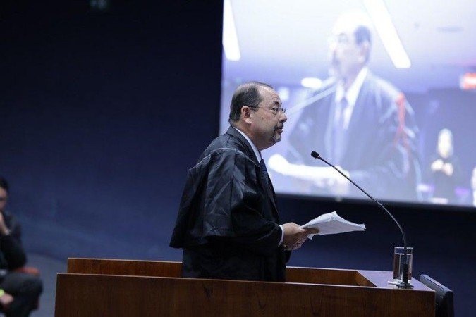 General Augusto Heleno não compareceu ao julgamento; nenhum réu está no STF nesta quarta-feira -  (crédito: Getty Images)