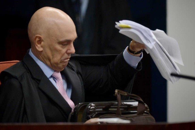Alexandre de Moraes lembrou que, mesmo após meses da disponibilização do material, não houve novas manifestações relevantes por parte das defesas - (crédito: Ed Alves/CB/D.A Press) Alexandre de Moraes lembrou que, mesmo após meses da disponibilização do material, não houve novas manifestações relevantes por parte das defesas - (crédito: Ed Alves/CB/D.A Press)