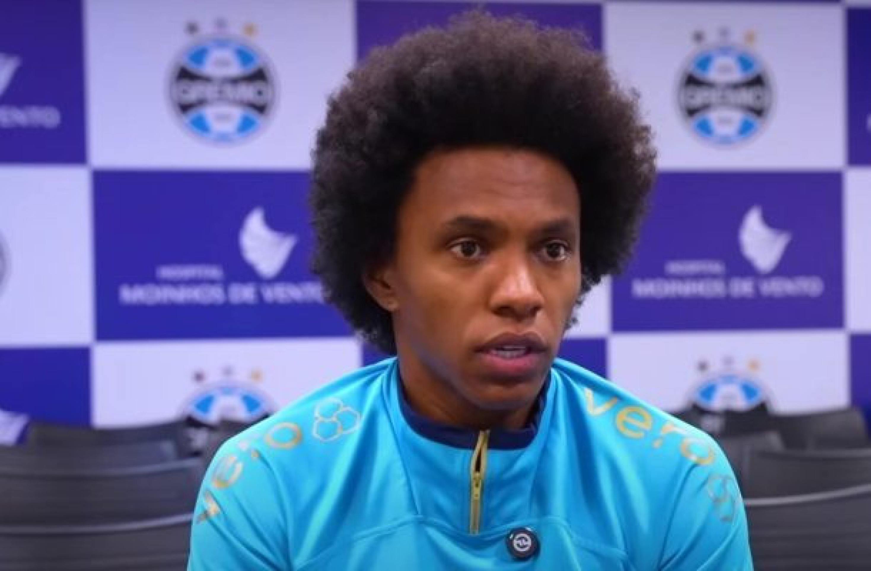 Willian reencontra Carlos Vinícius e Mano no Grêmio: ???Me ajudaram a vir???