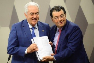 O relator também fez diversas alterações ao PLP 214 de 2024, a primeira parte da regulamentação da tributária, para deixar o texto mais claro e corrigir distorções -  (crédito: Saulo Cruz/Agência Senado)