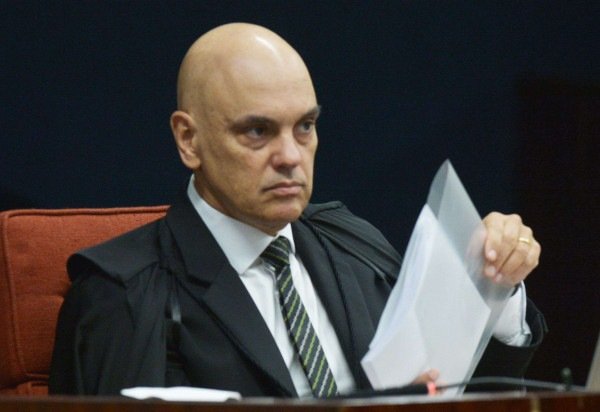 Ed Alves/CB/D.A Press