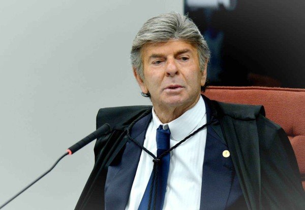 Ed Alves/CB/D.A Press