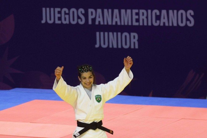 Bianca Reis atravessa grande fase e vem da conquista de duas medalhas de ouro nos Jogos Pan-Americanos Júnior de Assunção-2025
- (crédito: Ana Patricia/COB) Bianca Reis atravessa grande fase e vem da conquista de duas medalhas de ouro nos Jogos Pan-Americanos Júnior de Assunção-2025
- (crédito: Ana Patricia/COB)