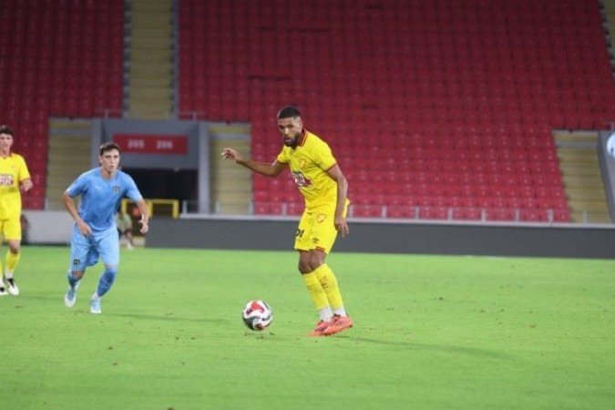 Rhaldney chegou ao Göztepe nesta temporada -  (crédito: Foto: Divulgação / Goztepe)
