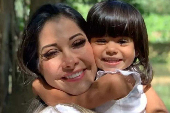 Maíra Cardi revela ter demitido babás por desconfiança de abuso contra a filha -  (crédito: Reprodução/Instagram)