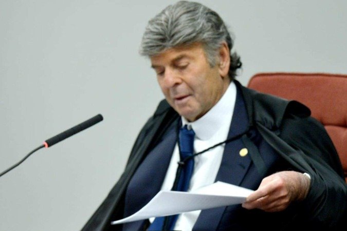 Luiz Fux é o terceiro a votar no quarto dia de julgamento