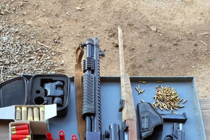 Suspeito é acusado de participar de furto em casa onde foram subtraídas sete armas de fogo
 -  (crédito: PCDF/Divulgação)