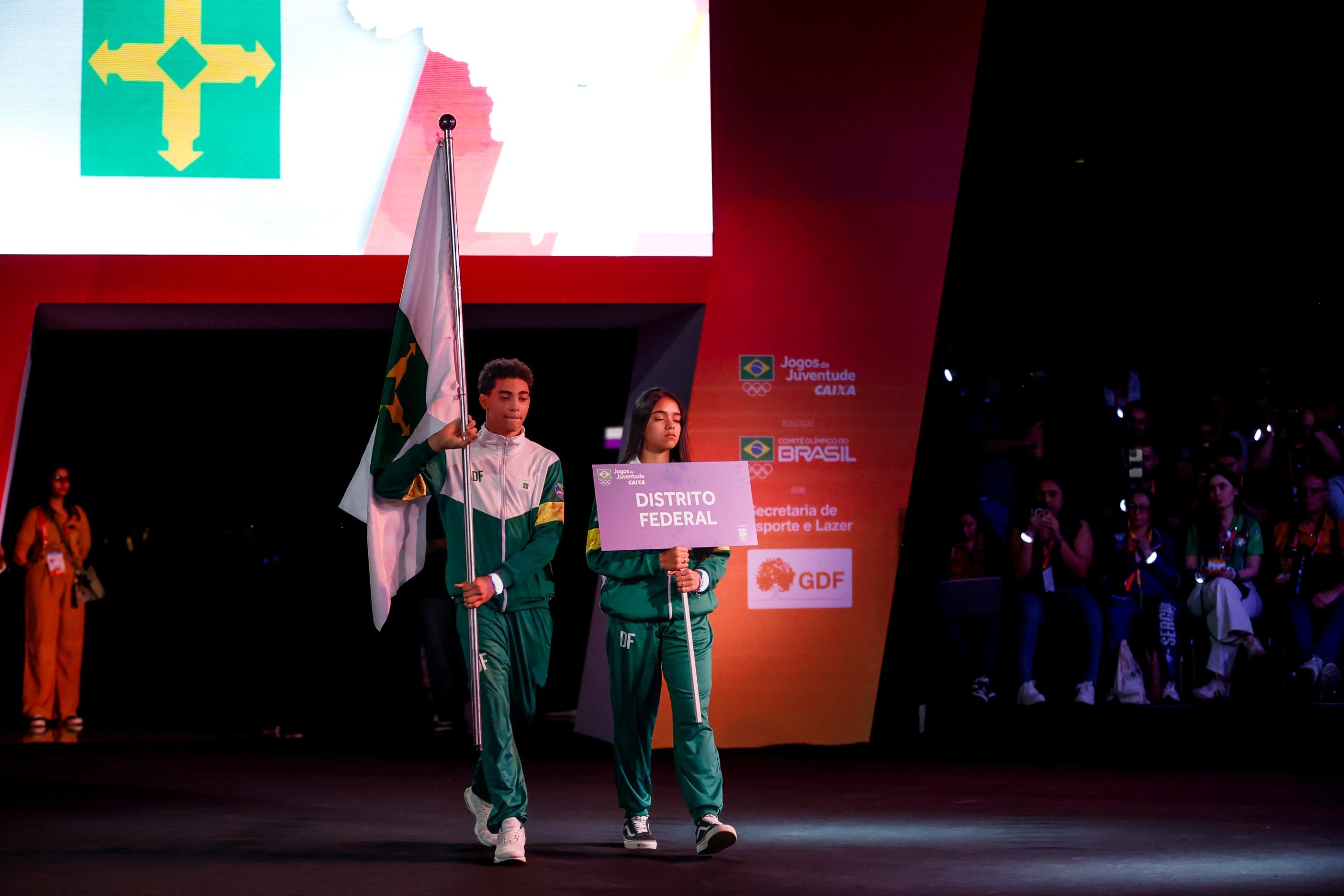 Anfitrião da 17ª edição dos Jogos da Juventude, Distrito Federal teve a bandeira exibida durante a cerimônia de abertura