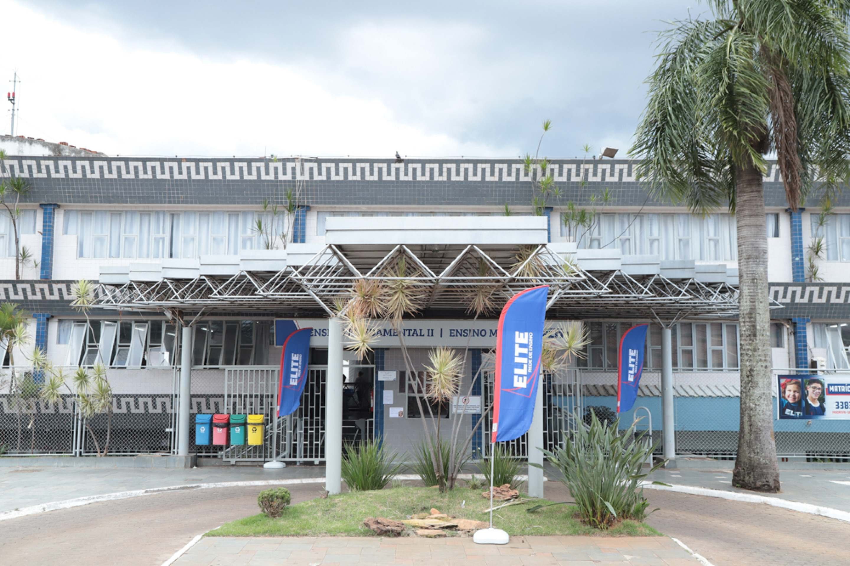 Colégio Elite oferece bolsas de estudo; inscrições abertas