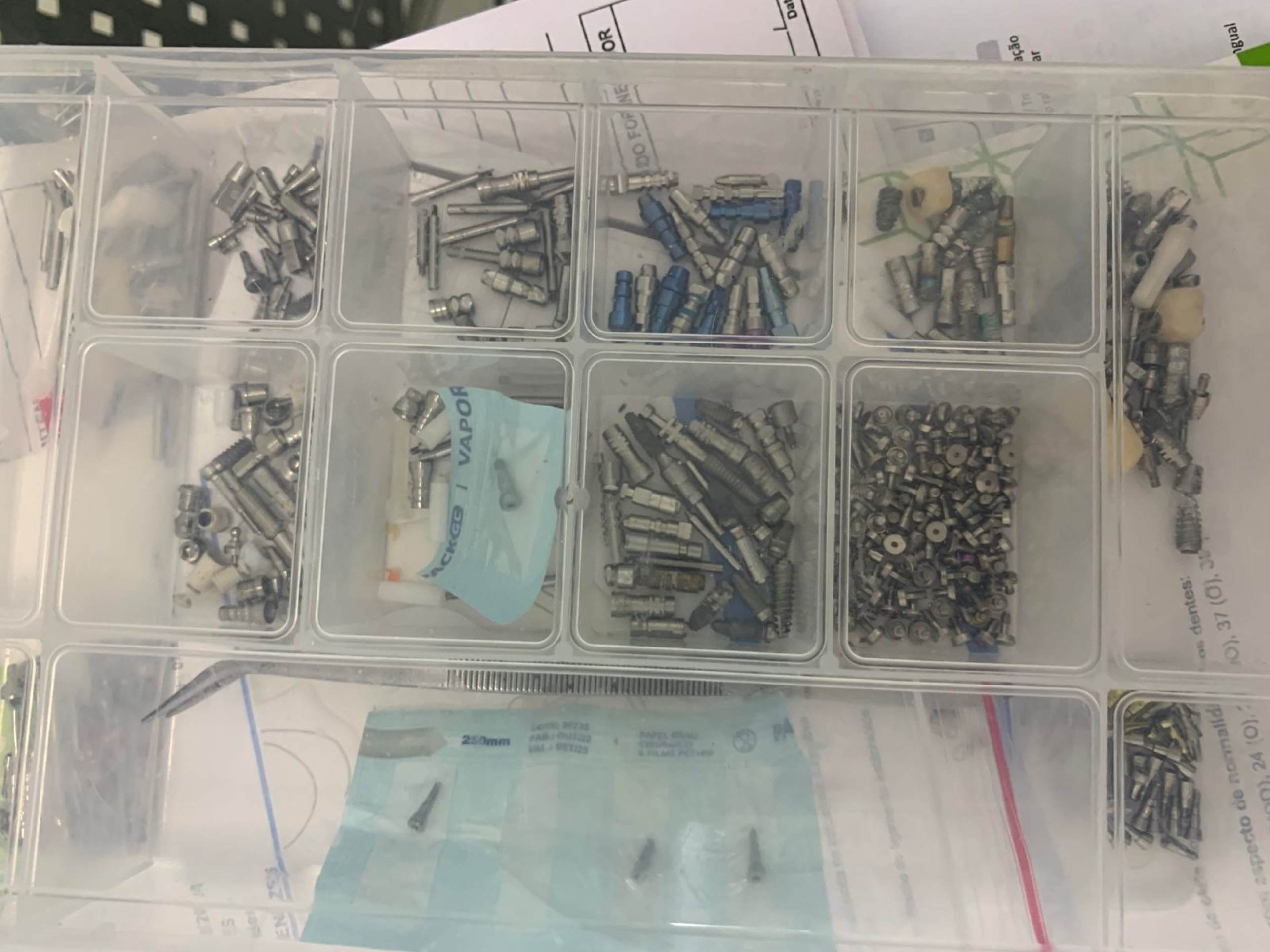 A investigação também segue em relação à falsificação do diploma, que ocorreu em 2012