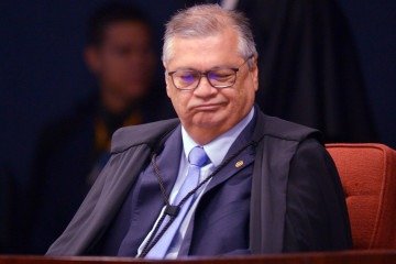 Dino suspende emendas Pix em nove municípios por suspeita de irregularidades