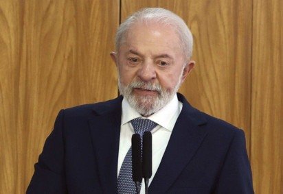 Isenção do IR é esperança do governo Lula para evitar desaceleração econômica em 2026 -  (crédito: Platobr Politica)