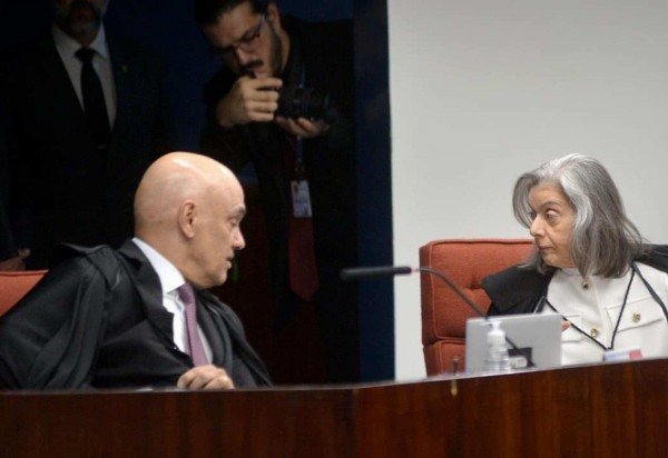 Ed Alves/CB/D.A Press