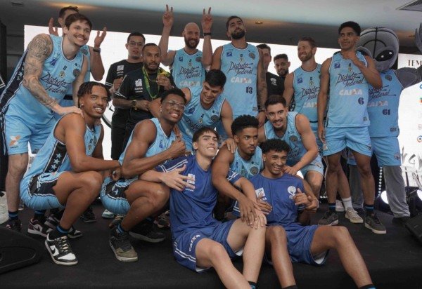 LS Markes/Brasília Basquete