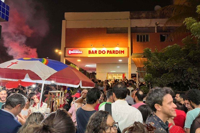 Após a decisão do STF, brasilienses lotaram bares da Asa Norte - (crédito: Nathália Queiroz/CB/D.A Press) Após a decisão do STF, brasilienses lotaram bares da Asa Norte - (crédito: Nathália Queiroz/CB/D.A Press)