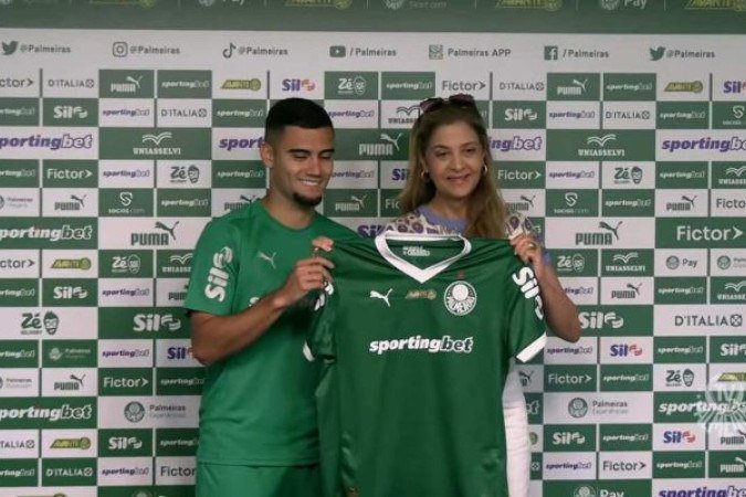 Andreas Pereira é apresentado no Palmeiras  -  (crédito: Foto: Reprodução/Palmeiras TV)
