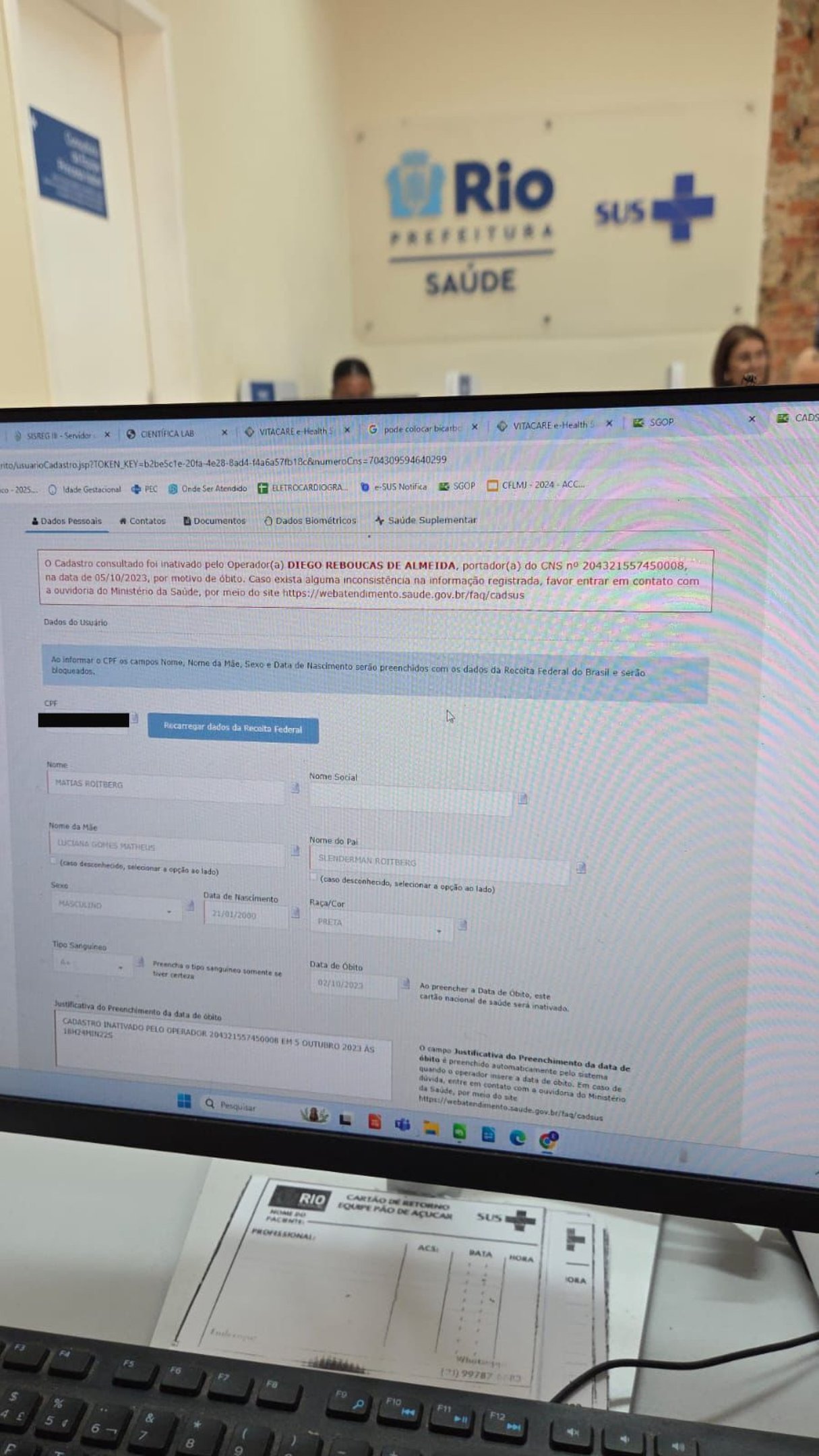 Estudante de medicina tirou fotos do sistema em que constava como 
