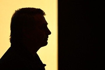 Resultado de acordo para favorecer Bolsonaro, PL facilita a progressão de regime para pessoas que jamais se envolveram em crimes políticos - (crédito: Evaristo Sá/AFP) Resultado de acordo para favorecer Bolsonaro, PL facilita a progressão de regime para pessoas que jamais se envolveram em crimes políticos - (crédito: Evaristo Sá/AFP)