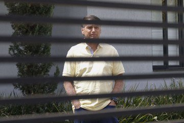 O ex-presidente foi condenado a 27 anos e três meses de prisão em julgamento da tentativa de golpe e tem chances de cumprir pena em casa - (crédito: SERGIO LIMA/AFP) O ex-presidente foi condenado a 27 anos e três meses de prisão em julgamento da tentativa de golpe e tem chances de cumprir pena em casa - (crédito: SERGIO LIMA/AFP)