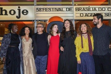 Atores e diretor de Agente Secreto participam do primeiro dia do 58º Festival de Brasília do Cinema Brasileiro - (crédito: João Pedro Carvalho - CB/DA Press) Atores e diretor de Agente Secreto participam do primeiro dia do 58º Festival de Brasília do Cinema Brasileiro - (crédito: João Pedro Carvalho - CB/DA Press)