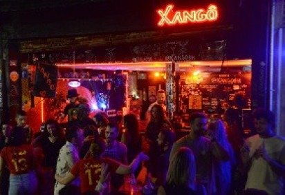Bar anunciou o evento como "uma noite histórica pra gente lavar a alma, celebrar o amor, a democracia e dançar muito ao som do melhor da música brasileira" -  (crédito: Túlio Santos/EM/D.A.Press)