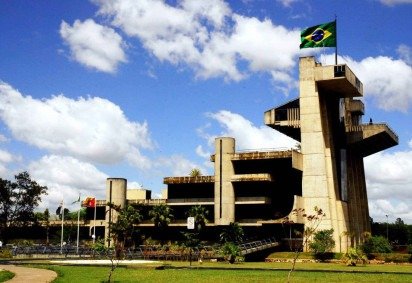 De acordo com o edital original, os candidatos não poderiam ter mais de 35 anos até a data de encerramento das inscrições e tinham que ter aptidão para o porte de arma -  (crédito: Reprodução/Prefeitura de Sorocaba)