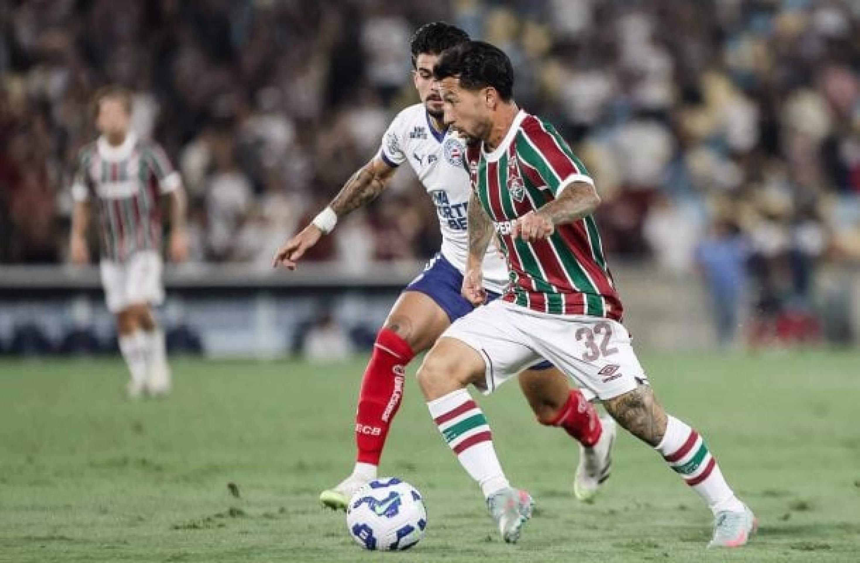Lucho Acosta mostra contribuição e pode ser arma no Fluminense
