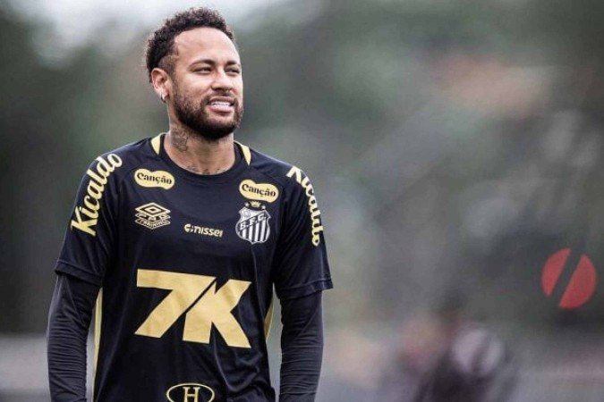 Neymar já se relacionou com Gabily, mas atualmente conservam relação de amizade   -  (crédito: Foto: Instagram / Gabily)