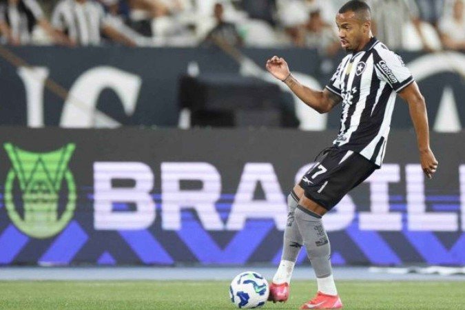 Marlon Freitas pede desculpas à torcida do Botafogo após eliminação -  (crédito: Foto: Vitor Silva/Botafogo)