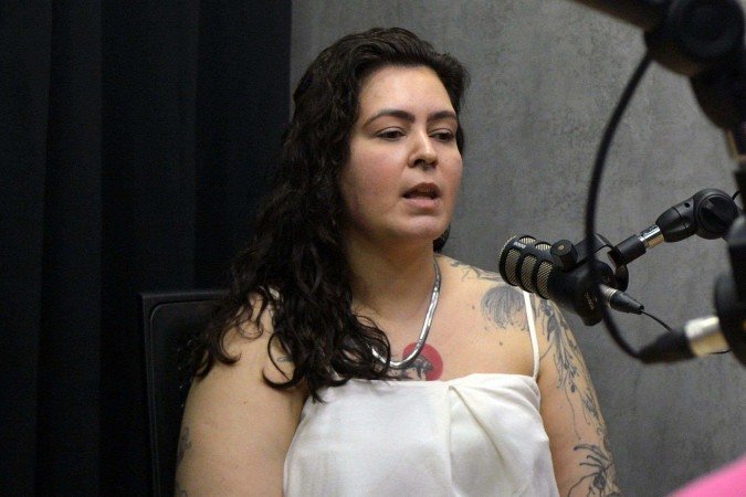  12.09.2025. Guilherme Felix CB/DA Press. PodCast Correio. Rafaela Camelo,  na bancada: Ricardo Daehn e Mariana Reginato. O filme da diretora brasiliense foi exibido em mostra do Festival de Berlim e distinguido com o Prêmio Especial do Júri em Gramado