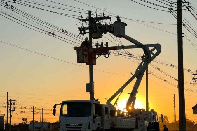 A distribuidora alerta que, além dos desligamentos programados, podem ocorrer interrupções não previstas em outras regiões do DF -  (crédito: Divulgação/Neoenergia)