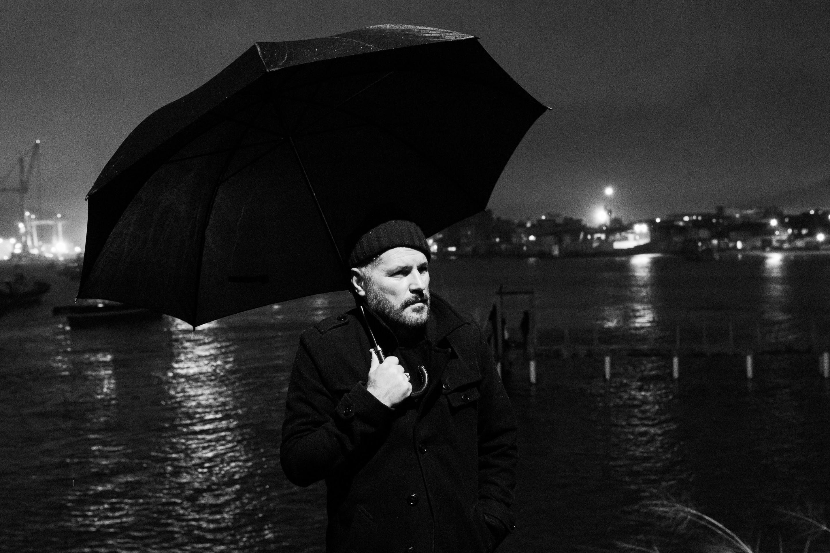 Em Nosferatu, Cristiano Burlan dirigiu Jean-Claude Bernardet