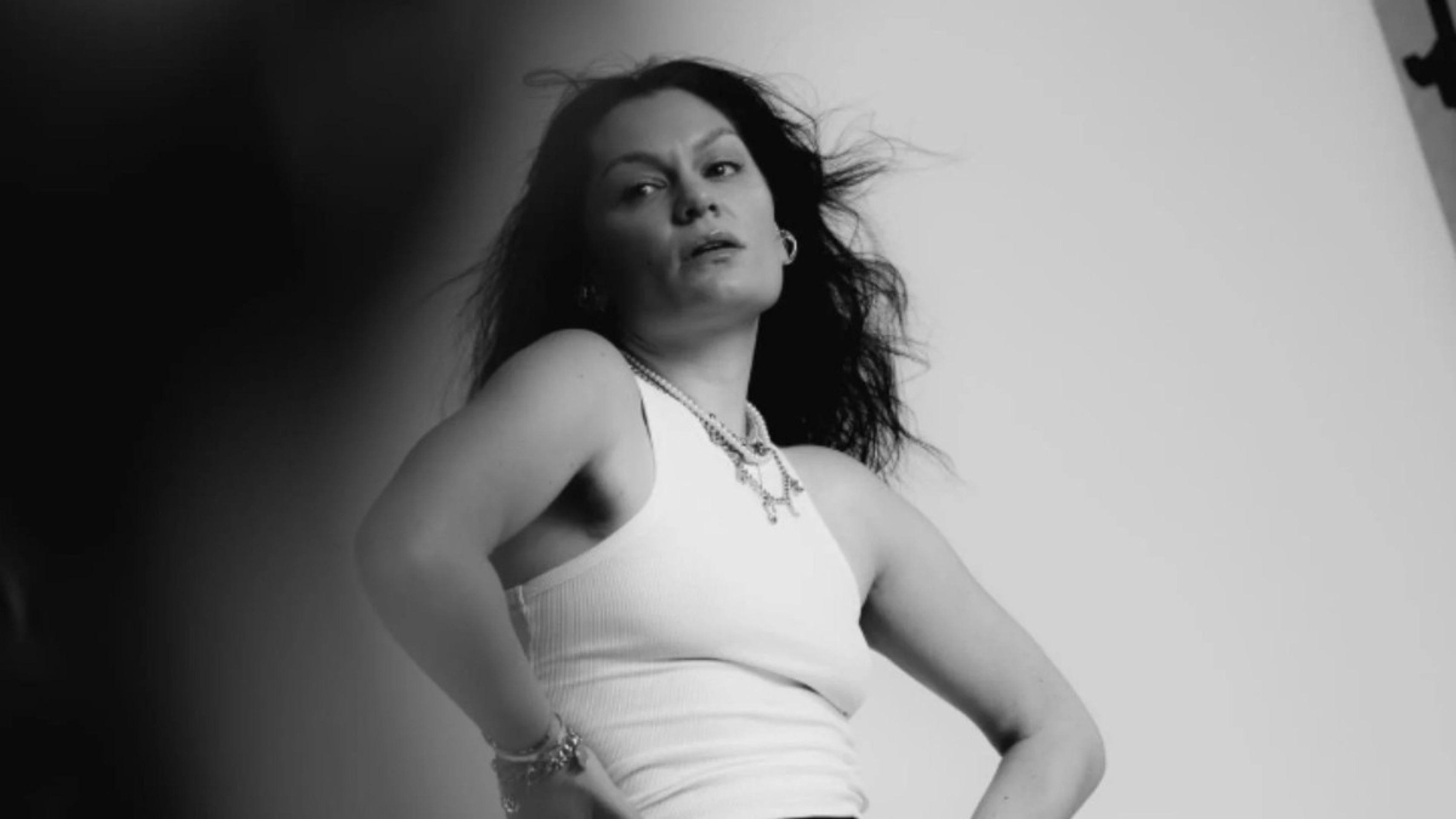 Jessie J desabafa sobre 'Bang Bang' e fala de relação com Nicki Minaj e Ariana Grande