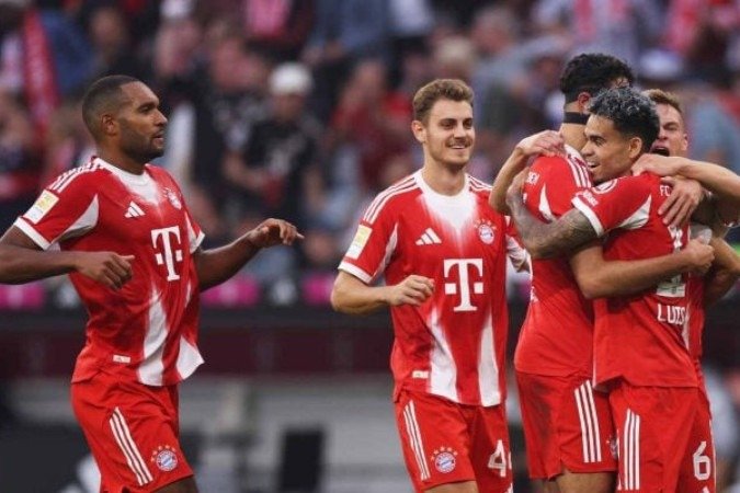 Harry Kane foi autor de dois dos cinco gols marcados pelo Bayern de Munique, neste sábado, contra o Hamburgo -  (crédito: Adam Pretty/Getty Images)