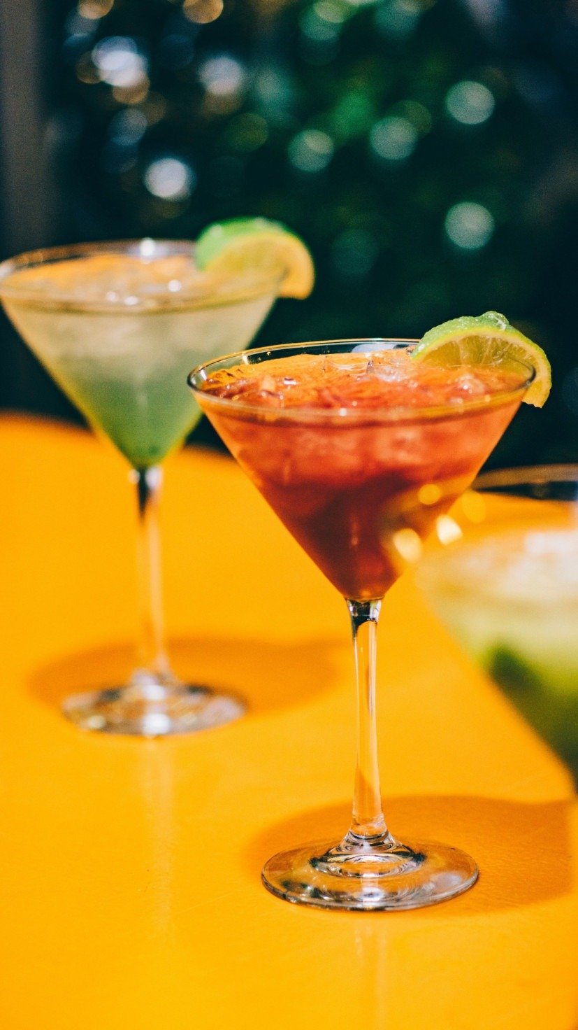 Drink, taça, coquetel -  (crédito: Sandra Seitamaa/Unsplash)