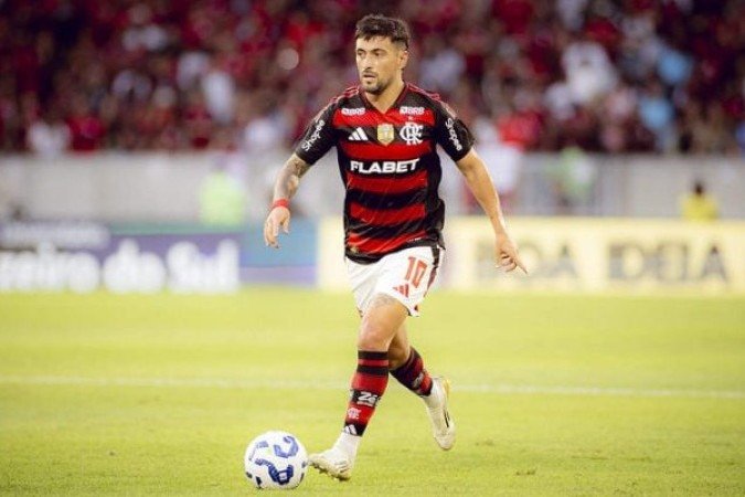 ARRASCAETA - Com uma temporada excepcional no campo de ataque, o uruguaio marcou mais uma vez. Além disso, participou bastante do jogo, sendo o principal diferencial na criação ofensiva flamenguista. Nota: 8 - Foto: Adriano Fontes/Flamengo