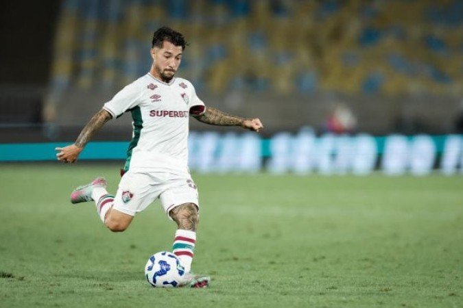 ACOSTA – Substituiu o lesionado Ganso aos 41 do primeiro tempo. Teve vontade, buscou algumas jogadas individuais, além de ser ativo em lances de bola parada. Mas caiu de produção na reta final. NOTA 5,5. Foto: Marcelo Gonçalves/Fluminense