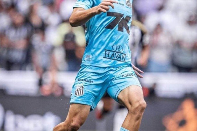 VICTOR HUGO â?? O ex-Flamengo tem qualidade tÃ©cnica para ajudar na criaÃ§Ã£o, mas precisa aparecer mais para dialogar com Neymar. Ainda tÃ­mido. Na defesa, fez o correto, sem comprometer. NOTA 6,0. Foto: Raul Baretta/ Santos FC.