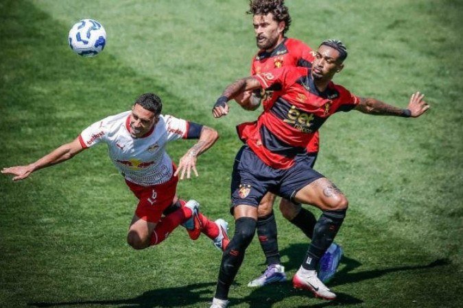 Bragantino tropeça de forma feia diante do lanterna  -  (crédito: Foto: Ari Ferreira/Red Bull Bragantino)