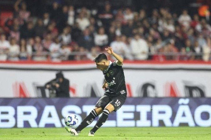 Savarino não teve boa atuação contra o São Paulo - (crédito: Foto: Vitor Silva/Botafogo) Savarino não teve boa atuação contra o São Paulo - (crédito: Foto: Vitor Silva/Botafogo)