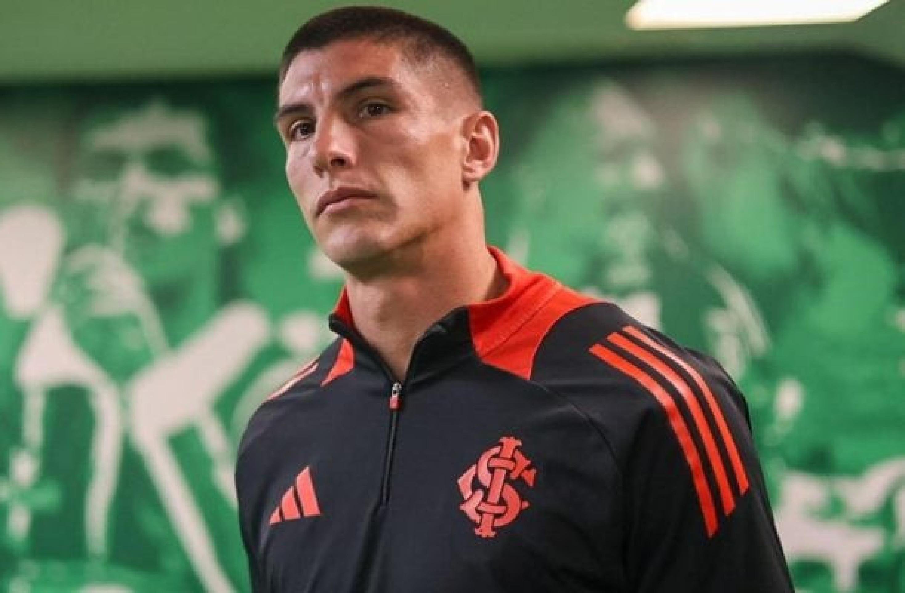 Rochet, do Internacional, assume falta de confiança e mira clássico contra o Grêmio