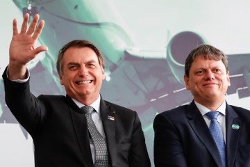 Tarcísio visita Bolsonaro pela 1ª vez após condenação do ex-presidente - Alan Santos/PR