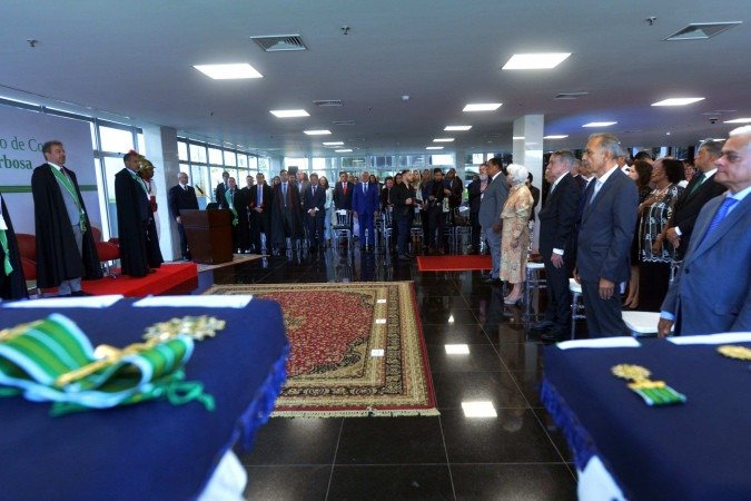 A medalha Grão-Cruz é o mais alto reconhecimento em muitas ordens de cavalaria e honrarias -  (crédito: Ed Alves CB/DA Press)